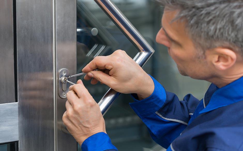 serrurier pour dépannage de nuit Suresnes